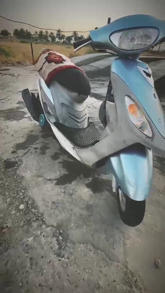سلام عليكم دراجه للبيع دراجه حلوه ونضيفه رمبه لدراجه. وين مايعجبك افحص. دوانيه قضاء المهناويه. ***********  بي وتساب  لسعر 800 وبيه مجال
