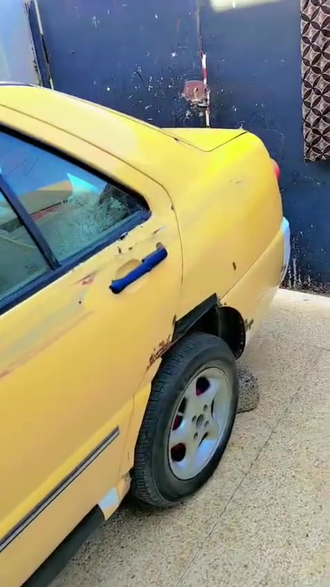 السلام عليكم مكلف بالنشر كوين للبيع موديل2009 محور محرك كولف كير ومكينه شرط غرامات صفر هيئه 400الف صاحبها الشرعي بالموصل رقمها بغداد موازي اولياتها بالموصل يعني تتحول بالموصل  سعر 17 وبيها مجال
رقم صاحب االسياره***********
