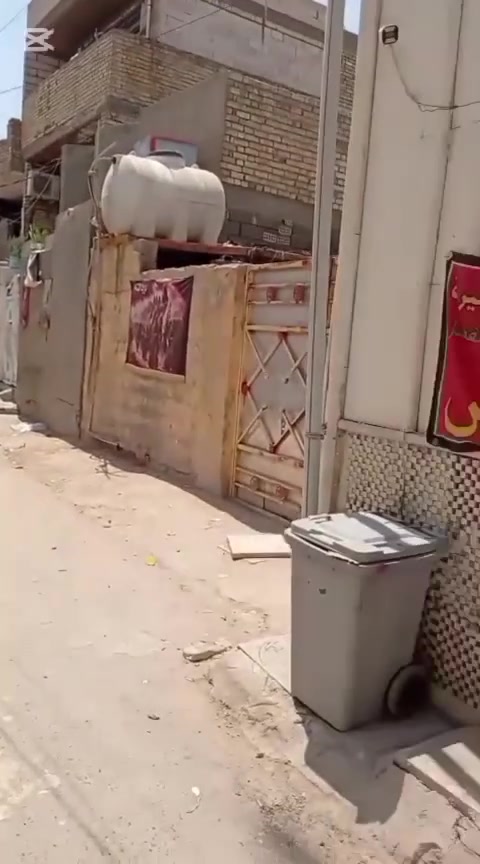 السلام عليكم بيت 50متر للبيع مقابيل الأسواق جدو ع تبليط خدمات كاملة ماء مجاري وكهرباء وتبليط في دسيم قريب فتحة جوادر واتساب *********** أو اتصال ع رقم ‏‪***********‬‏
