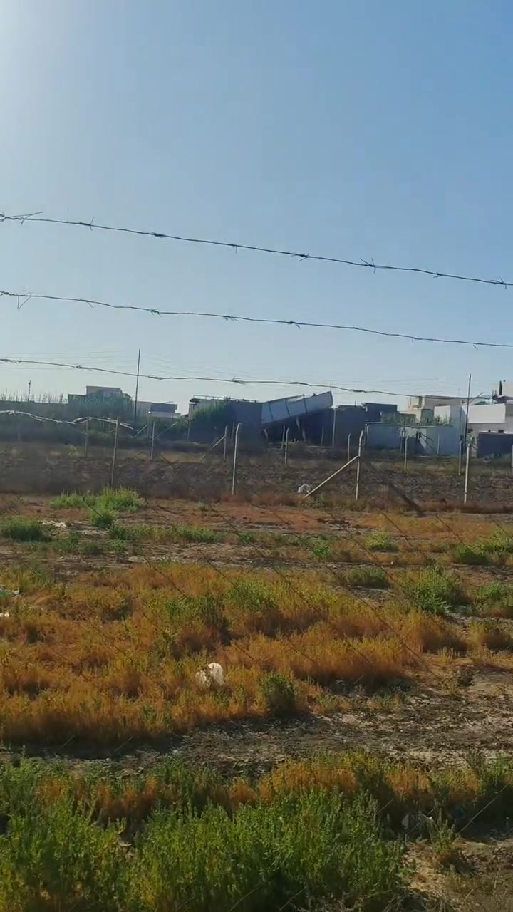 🏡 أرض للبيع (500 متر جبهة 25)
النوع: طابو زراعي (سند 25).
​الموقع: نهاية الشرطة الخامسة - الدوانم (قرب مشتل الشرق الأوسط)*********** ***********
