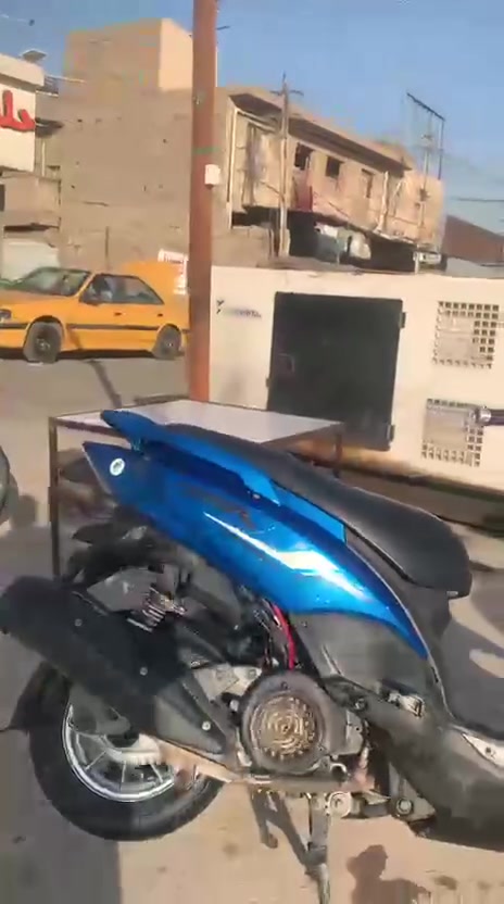 السلام عليكم جيتي ار نازله صار ٤ اشهر مكينه ما مفتوحه دهن كله موتل اصلي وياله رياضي كلجات تخم رياضي بس يرادله خرز تعبانات و يرادله جوزه أو تصلح الجوزه القديمه شباب الدراجه موديل (٢٠١٥) نادر شاشه ٣ ألوان كله شغال كيلو متر سرعه و كيج بانزين و رون وساعه وعداد دهن دراجه خير من الله السعر ٨٥٠ مكاني بغداد الزعفرانيه ***********
