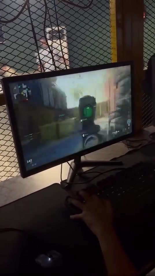 Ryzen 5 5500 • RX 580 8GB • ١٦GB رام