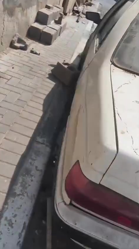 ضربات بيها  جاملق خلفي او راب هادل محرك كايم والباقي كلها كفاله سنويه منتهيه راعيها موجود تب، يدكير كفاله 20ورقه او بيها مجال بس السياره متروكه صارلها هواي 
***********
