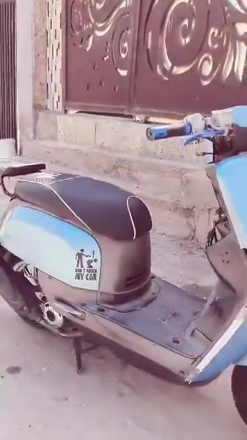 السلام عليكم ماكس بوليس كابريتر دراجه مامفتوحه جيب وياك الف فيتر وتعال كلجات رياضي شرط شلعه ومعدل فوال درجه كامله  مكمله شرط نكره سلف اشاير بك لايت بيه ملاح شوفت عينك مكان درجه نجف *********** مو شراي لا يتعبني
