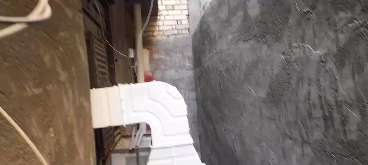 السلام عليكم بيت للبيع المشتل حي فدك فرع حيدر ابو المولده المساحه ٢٠٠مي مجاري كهرباء خطين خدمات كاملة للاستفسار ***********وتساب

