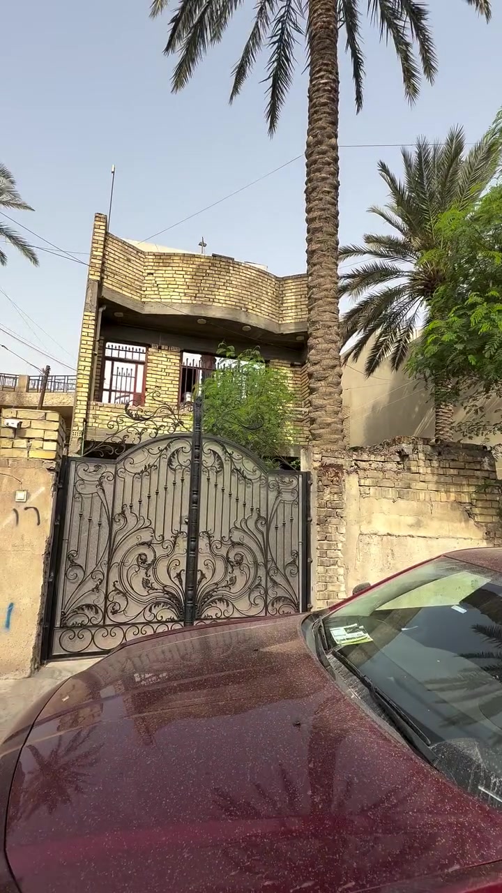 حي القاهرة الثانية • ١٦٤٫٨م • دورين
