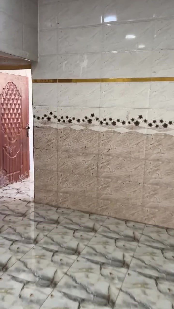 دار للإيجار مساحه ١٠٠ مربع قريب على سوك السوداني
الاستفسار 
***********
أو مراجعه مكتب النجوم

