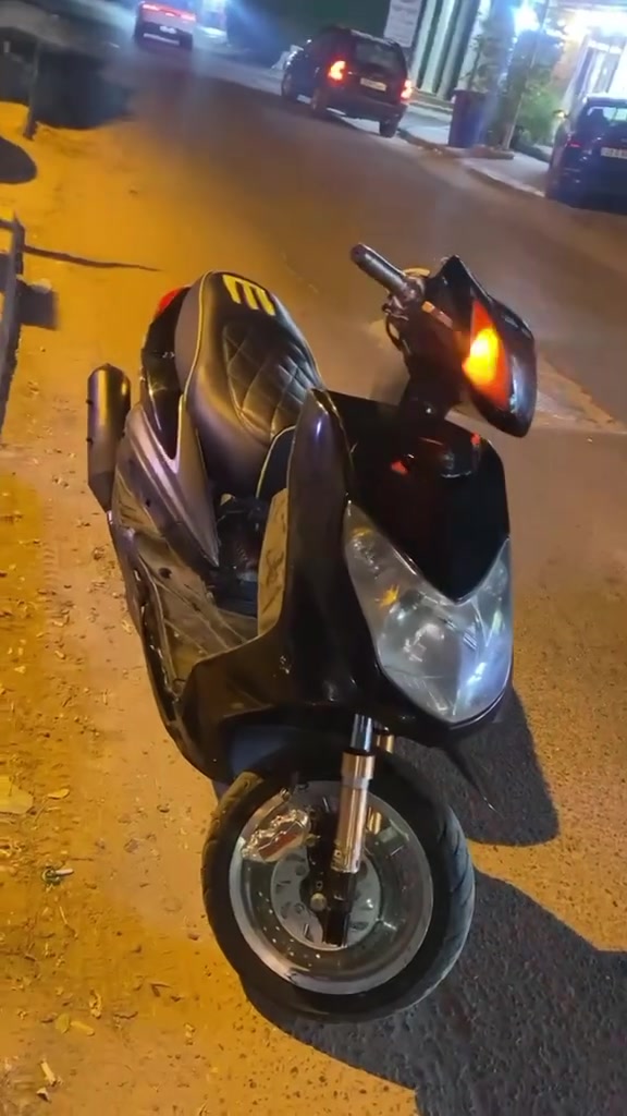 سلام وعليكم
درجه سكنس فحل لبيع 
بيه تزويد 
مكينته مزوده 59 شلعته بطناش ومعدله يخبل 
بيه دبلات خلفيه رياضيه 
بيه قطره مال دهن 
بيه قبغ فلاوين 
قباغت كور وستدات 
بيه نوزل ٨ زروف 
بيه صالنصه رياضيه 
يدات بريك انسواي اصليه 
بكلايت وأشاير برتقاليات 
قاعدت رقم اصليه بيه 
شادله زلون بيه جاملغ طياري 
بيه صدر جيمس 
بيه فج فرندو رياضي 
كشن بيه
يدات بانزين اصليه رياضيه حديد 
بيه سلف رياضي 

مكاني حي تونس 
رقم تلفون *********** 
بي وتساب 
سبايدره موجود
بيه نقص سبعه مال كور لسواده 
وبريكه لخلفي يرادله قمحي
