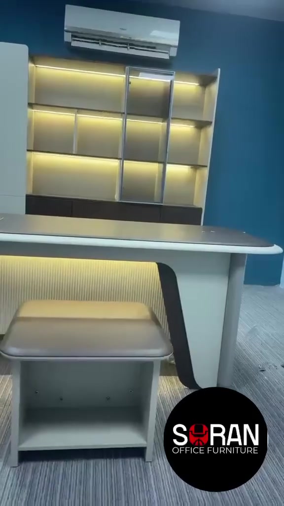 ***********
***********
