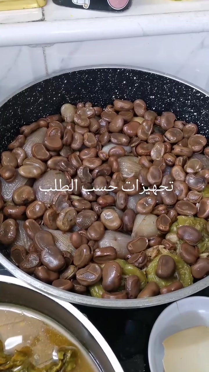 السلام عليكم عيوني عدنه تجهيزات اكل وحلويات وجميع انواع الاكل حسب الطلب للحجز والاستفسار التواصل واتساب *********** بأسعار مناسبة ونضافه ميه بالميه امانه الله ورسوله
