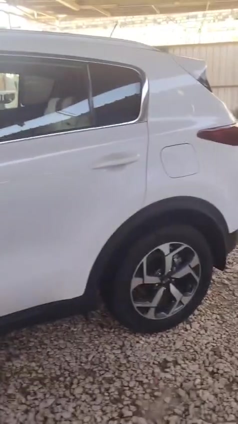 السلام عليكم  سبورتج 2020 خليجي بنوراما رقم اربيل سنويه 2031 بيه شبرين بل جاملغ الامامي بصفحت السايق صبغ وبيه بارد بسيط وجاملغ الخلفي بارد بسيط جدا سياره جاهزه من كلشي مكاني حله 
استفسار اتصل ‪ ***********‬
