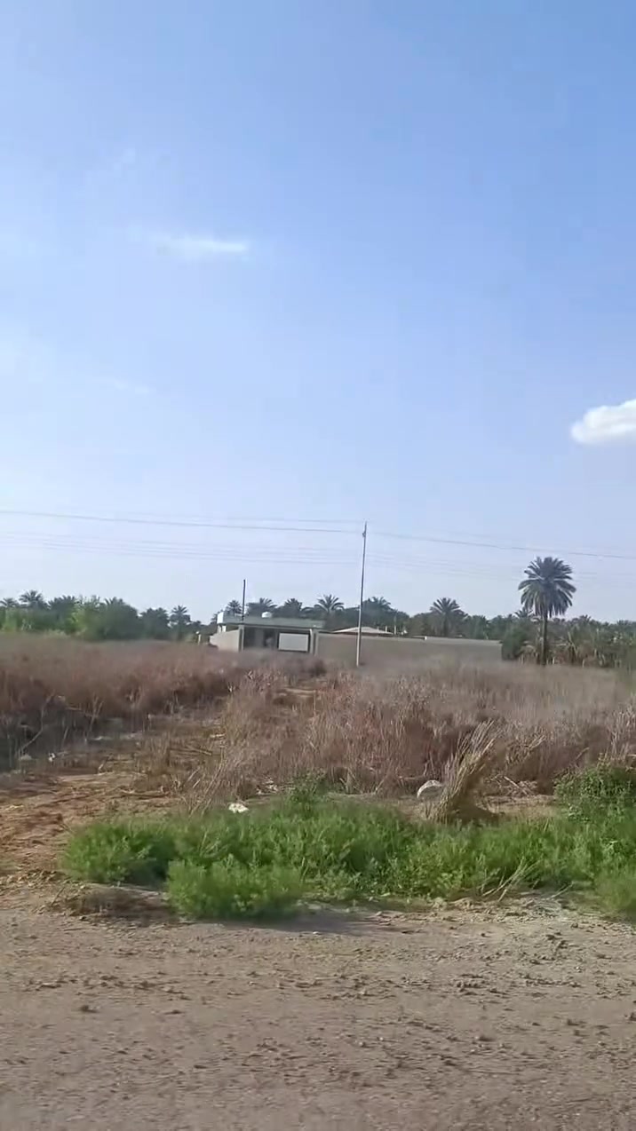 للبيع قطعة أرض في مجمع الزمرد – الدورة / نهايه بعيثة بدايه عرب جبور
🔹 المساحة: 1000 متر مربع زنجيل على شارعين 12-10
🔹 الواجهة: 26 و نزال 39.5
🔹 الموقع:– مجمع الزمرد / الدورة – نهايه بعيثة بدايه عرب جبور على 
🔹 السعر: ١٤٠ مليون دينار عراقي
🔹توجد خدمات ماء - كهرباء - تصريف مياة امطار - تبليط 
📞 للتواصل المباشر واتساب :
***********
