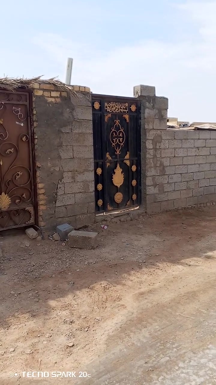 قطعه لبيع بس مكاتبه منطقة ٥٤قرب جسر المعالي المعلق ماء كهرباء شوارع نضيفه سيارات المعالي براس الشارع استفسار اتصل ‏‪***********‬‏
