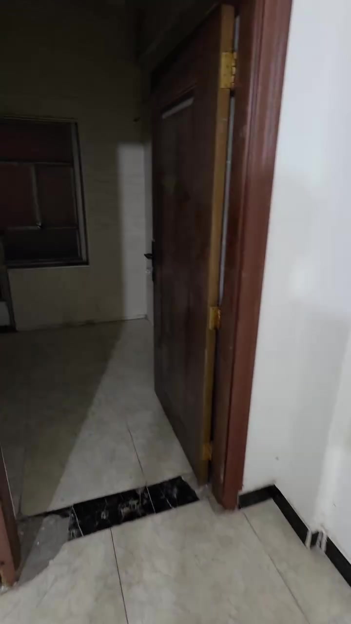 طالبات • غرفتين • سبلت