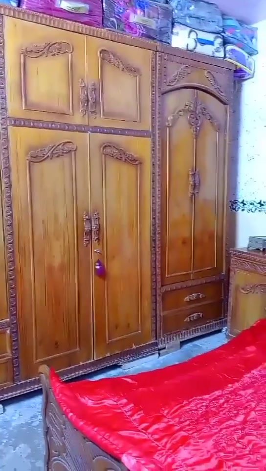 غرفه نوم نظيفه للبيع سعر مليون وربع بيها مجال شيء قليل***********
