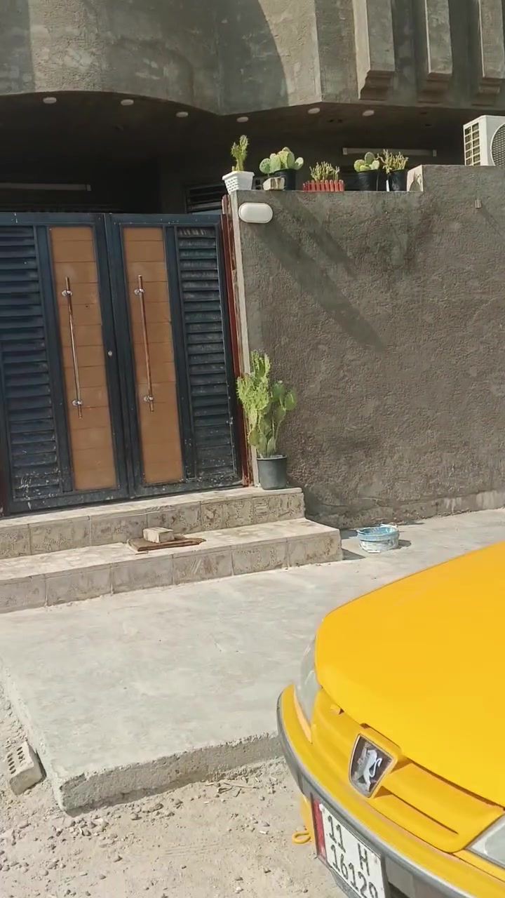 ١٤ الف عل تشجير • ١٢٥م • طابق ونص