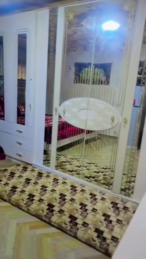 سلام عليكم. غرفه تركيه اخت الجديده. للبيع. السعر 800 وكنتور صاج150 مكانهن ناحيه العامريه.‏‪***********‬‏
