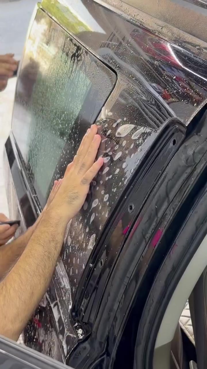 تم تغليفGMC مودل 2020 بافلام الحماية
ضمان 8 سنوات حقيقي 
🔴 فوائد افلام الحماية ال PPF
1️⃣حماية من الخدوش المتعمده مثل الدرنفيس او الخباثه
2️⃣حماية من فضلات الطيور
4️⃣ تقنية الشفاء الذاتي بحرارة الشمس
5️⃣ عدم تغير لون الفلم الى الاصفر
6️⃣ يحتوي الفلم على طبقة نانو سيراميك 

للاستفسار  *********** 📞

العنوان واسط الكوت شارع المغرب مجاور حلويات جدو
