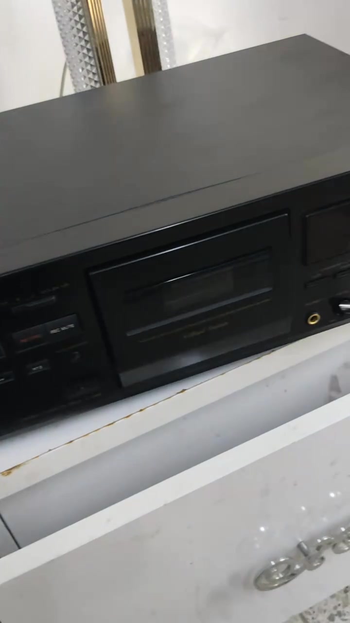 مسجل كاسيت • TEAC V1050 • 3 هيد