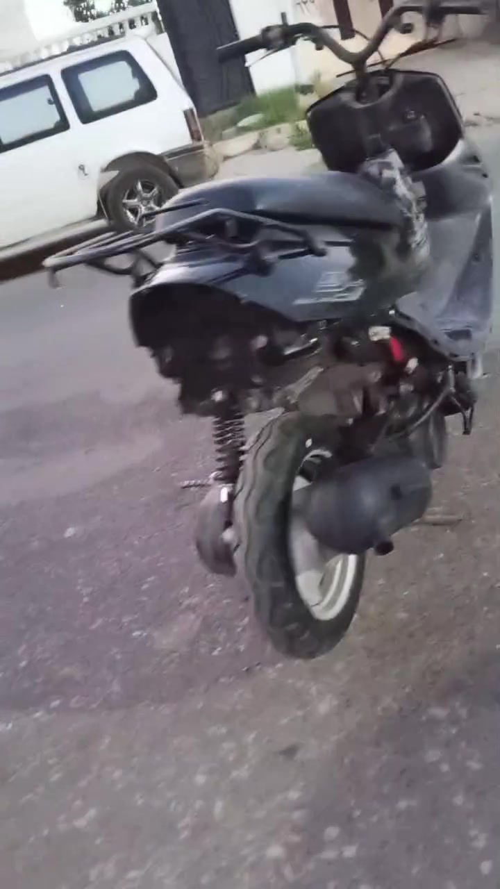 سلام عليكم نحله للبيع 
غراضه كامله 
السعر 375
يرحم والديكم ال مو شراي لا ادوخني 
***********
