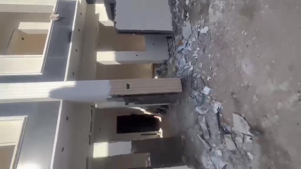 السلام علیکم عقارين تون قيد الإنشاء عدد (2)
_ موقع مميز بغداد حي الدوانم شارع بغداد مجاور حي الري؟

_ مساحة العقار الواحد 50 متر واجهة 5 

_ يحتوي البيت الواحد على.. صالة - مطبخ - غرفتين نوم + باقي الخدمات 

_سعر الدار الواحد 65 مليون مجال بسيط الستفسار ***********ابو سند تواصل واتساب أو مراسلة الصفحة
