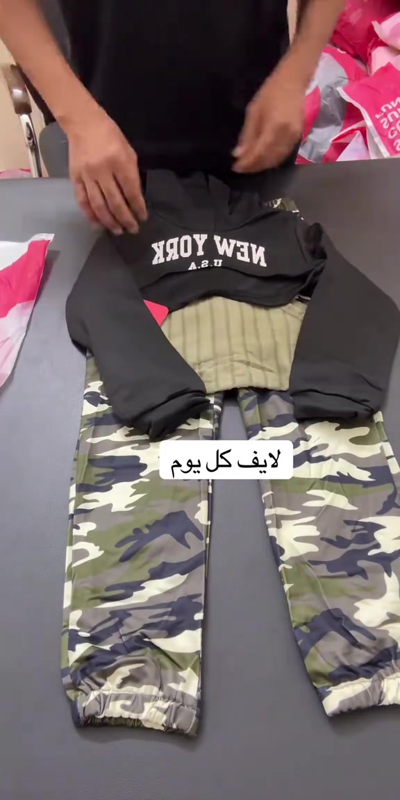 #tiktoklive #livehighlights #ملابس_اطفال #creatorsearchinsight #ConSantanderConecto 

نص مكتوب في الصور:
- لايف كل يوم