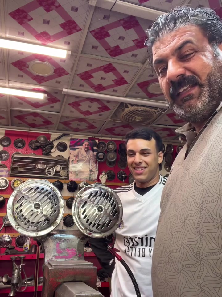 سلام عليكم شباب هورن بوش للبيع والسعر خاص ‭***********‬

