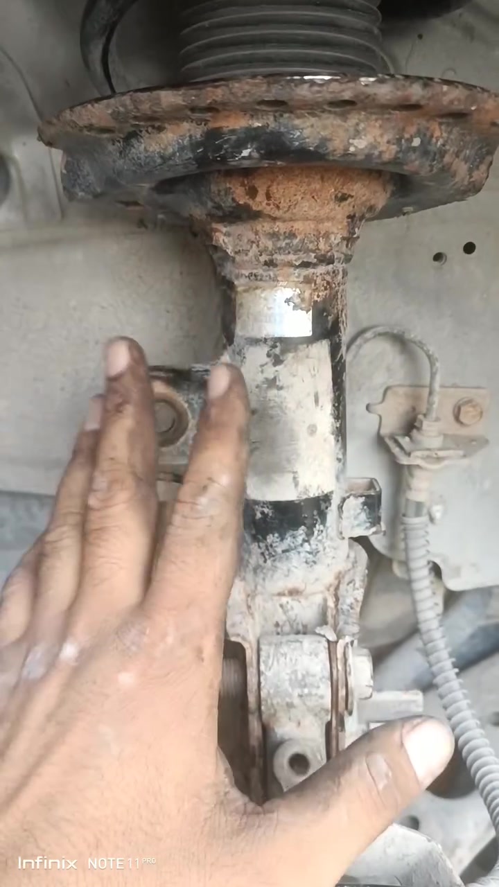 عنوان النجف حي الصناعي محلات الملعب خلف ملعب الكوفه ***********
