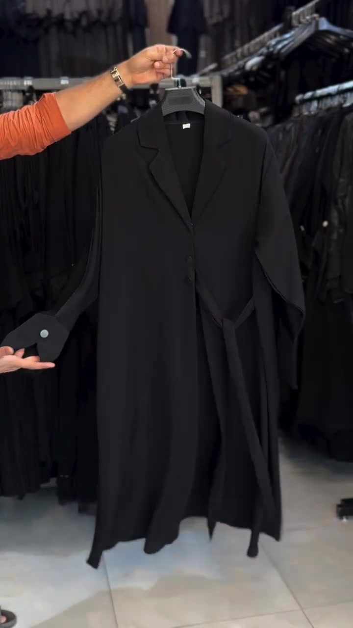 عباية خليجية سوداء بحزام جانبي 🖤

متوفرة بجميع القياسات📏 
 السعر: 35,000 دينار عراقي 💵
التوصيل 🚕 :
داخل النجف: 3,000 دينار
إلى جميع محافظات العراق: 5,000 دينار
للطلب والاستفسار عبر مراسلة الصفحة 📩 
أو واتساب *********** 💚 

#عبايات_خليجية #عبايات #عباية #عباية_سوداء #النجف #العراق #عباية_دوام

