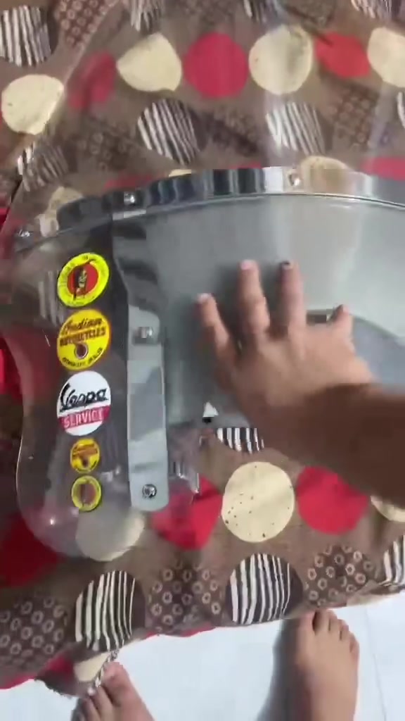 السلام عليكم حبايب
درع vtx 1300اصلي مو تجاري ولا عمل اصلي ابو الاستاريح

جامه vtx 1300 C وترهم لبعض الدراجات هم اصليه 

مسطرة هوائيات vtx وترهم لباقي الدراجات الكلاسك 

الاسعار والتفاصيل *********** اتصال او واتساب 
مكاني بغداد وبخدمتكم
