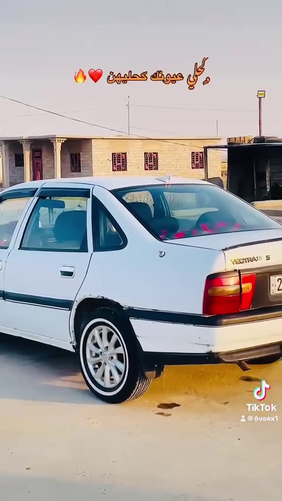 اوبل فكتره حجم 18موديل 1989رقم دولي بسمي اني الشرعي محرك طخم تايرات جديد مكاني القياره قريه تل الشعير  السعر 38 /***********
