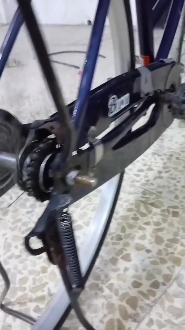 بيسكلا براند نوعيه مرغوبه
موديل 2019
حجم26
غراض كملات 
كشي مايعوزلو
نضافه فول 
السعر 105 بي مجال قليل
مكاني موصل 
***********
