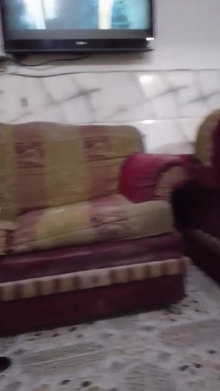 نص تخم. بس يحتاج غسل.  خمسين ألف سعره كراده داخل ***********
