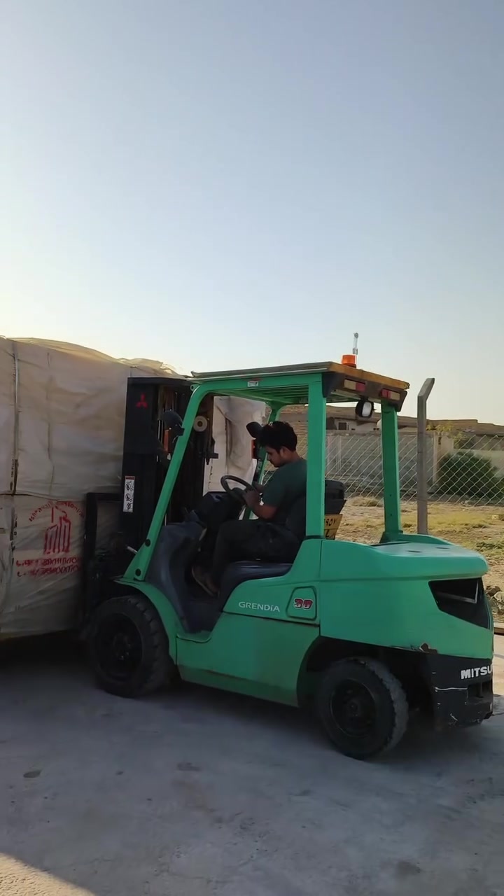 مشاءالله اليوم تم وصل خشب بنواعه وابنسب الاسعار زورون وتدلون 
عنوان ميسان حولي الف دار مقابيل بادره احمد البهادلي ***********
