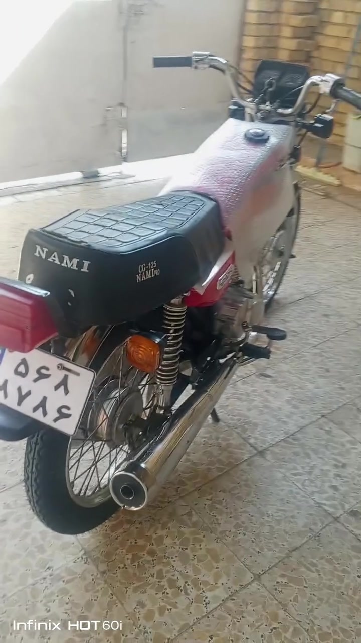 سلام عليكم دراجه نامه اصلي لبيع السعر 700وبيه مجال حك جيه دراجه بدون اوراق مال جناي فول نضافه تجي تشوف بعينك ‏‪***********‬‏
