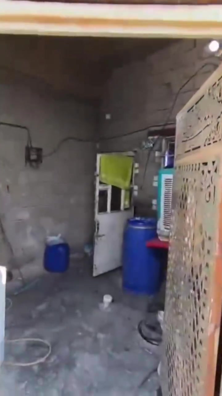 سلام عليكم ورحمة عندي بيت للبيع في الحميديه يم بيت شمخي البيت متكون من غرفه أو حمام أو حوش أو حديقه خارجيه كامل في للبيع 13 أو بي مجال مقدمه 5 كل شهر 400 أعيد النشر بسبب الوعود الكاذبة الرقم والستفسار ***********
