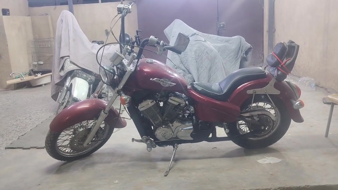 أستد هوندا 400 cc.. موديل  1996.
للبيع بدون رقم.. السعر 11ورقة ونص.. 
بغداد الدورة شارع الشرطة. 
***********
