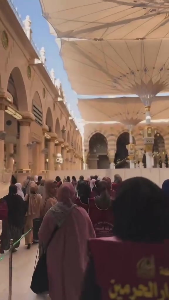🕋✨ رحلة المسرة المميزة | 7 / 9 / 2026 ✨🕋
شركة المسرة للحج والعمرة
📍 فرع بغداد – الشعب

تعلن عن رحلتها القادمة، وندعوكم لخوض رحلة إيمانية مميزة بكل راحة واهتمام 🤍

━━━━━━━━━━━━━━

✈️ السفر جوًّا
💰 السعر: 1,300,000 دينار عراقي

🚌 السفر برًّا
💰 السعر: 800,000 دينار عراقي

━━━━━━━━━━━━━━

🍽️ ثلاث وجبات طعام يوميًا
🥘 بوفيه مفتوح
🏨 فنادق قريبة جدًا
✨ راحة وسكن مميز وخدمة متكاملة

🌙 كل ما تحتاجونه لرحلة مريحة وهادئة… مع عناية واهتمام من شركة المسرة.

🔥 سارعوا بالحجز… المقاعد محدودة!
لا تفوّتوا فرصة الانضمام إلى رحلتنا القادمة.

📞 للحجز والاستفسار:
***********
***********
***********

📍 بغداد – الشعب

💎 شركة المسرة للحج والعمرة
خدمتكم شرف لنا… وثقتكم غايتنا. 🤍
