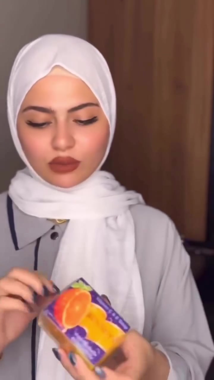 سلام عليكم ورحمة الله
#صابونه تايلنديه🇹🇭😍🔥 اصليه امانه الله ورسوله
التفاصيل . . . 🙂
ثلاث نوعيات ♥️
1.صابونه البرتقال لشد البشره وتبيض🫰
2.صابونه فيتامين E لمكافحه التجاعيد🔥
3.صابونه الاكسترى وايد😍😍 للتبيض والنتائج فوريه بالضمان
 سعر القطعه 3000الف دينار 🌹للحجز واتساب***********
