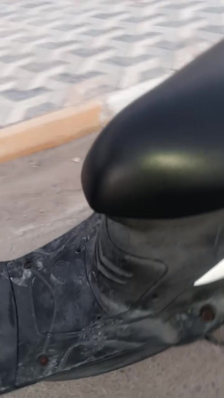 ماكس عدله ختم واحد وي مكينه صار اسبوع من طلعت حاويه دراجه نكره سلف دبلات رياضي سعره ١١٠٠وبيه مجال دراجه نظيفه. ***********
