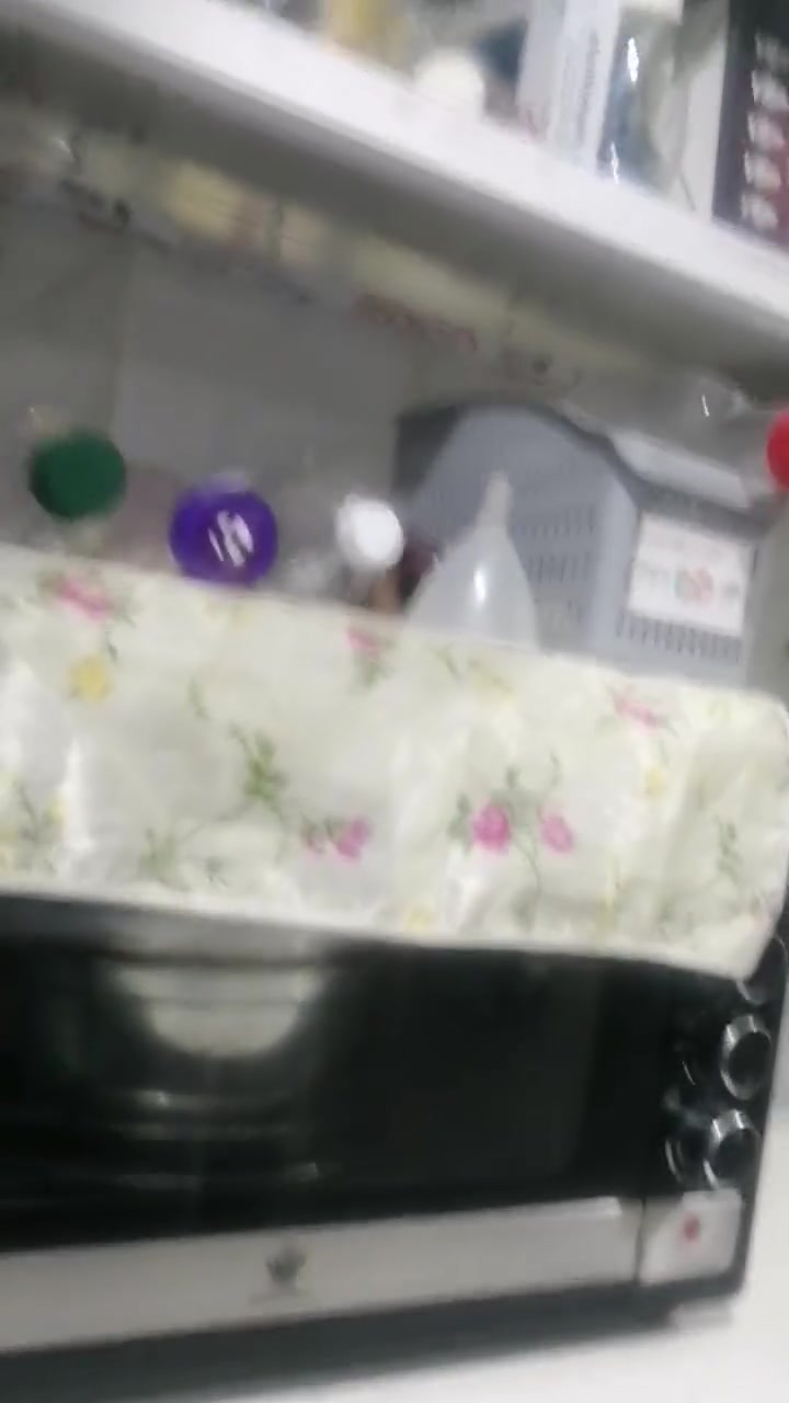 للبيع
كاونتر خشب بلوك فنلندي خمس أبواب مع مجرات ويدات وارجل المنيوم فورميكا بيضاء يابانية مع ملحق المنيوم خمس أبواب قياسات واسعه الارتفاع ٧٠سم وعمق ٤٠سم مع طبقات لخزن الأشياء توصا وليس سوكي نظيف جدا السعر ٣٥٠ الف دينار وبي مجال المكان بغداد حي الجامعة الاتصال واتساب ***********
