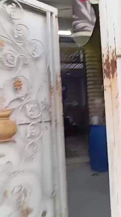 السلام عليكم يتوفر بيت  زراعي ٢٥  ١٠٠ متر نزال ٢٠ واجه ٥ منطقة العبيدي الرئاسة  شارع ٢٠ كاع بيت كوز قرب كاع ابو علي الدراجي يحتوي البيت على استقبال وصالة وخدمات وغرفة اما الطابق الثاني مبني لكن من غير سقف ...عرض الشارع ١٢ متر السعر ٥٥ وقابل للتفاوض
استفسار أكثر الاتصال ع الرقم المروج العقاري ابو علي الربيعي 
***********
السلام عليكم يتوفر بيت  زراعي ٢٥  ١٠٠ متر نزال ٢٠ واجه ٥ منطقة العبيدي الرئاسة  شارع ٢٠ كاع بيت كوز قرب كاع ابو علي الدراجي يحتوي البيت على استقبال وصالة وخدمات وغرفة اما الطابق الثاني مبني لكن من غير سقف ...عرض الشارع ١٢ متر السعر ٥٥ وقابل للتفاوض
