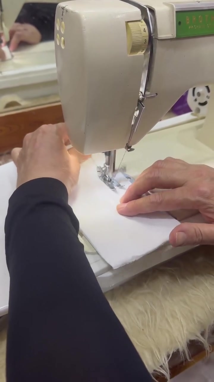 السلام عليكم هاي المكينه اخت الجديده مستخدمه شهر اني مكلف بالنشر وهذه رقم صاحب المكينه ***********
