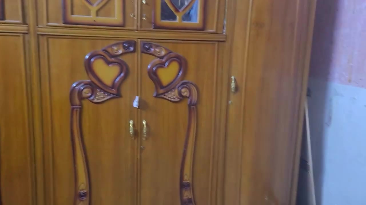 لبيع ابو ٦ ملحق وابو ٣  بغداد الحبيبية  ***********
