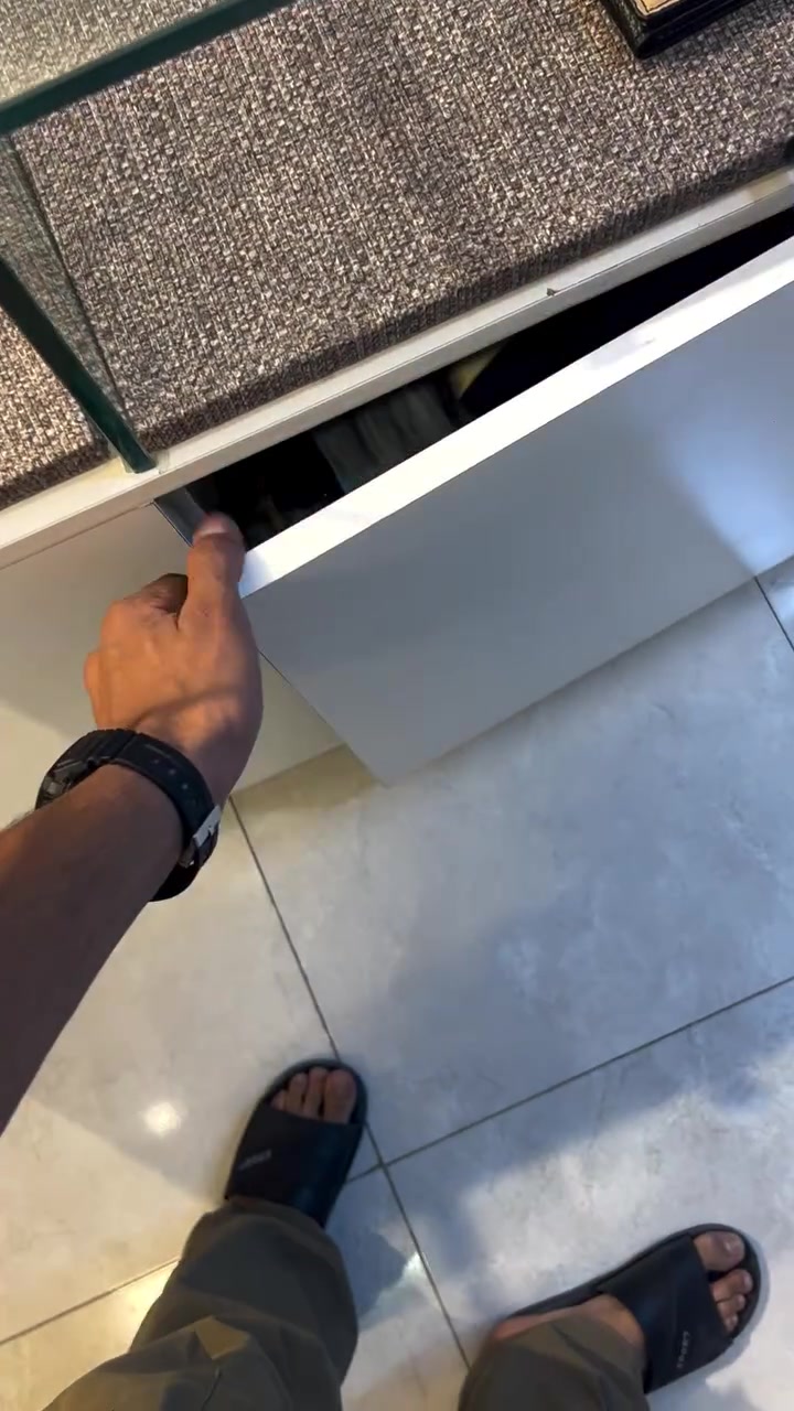 عارضه فاترنيا للبيع
ارتفاع متر 

عرض ٦٠ 

نزال ١٢٠

 

مكاني بغداد حي الجهاد 

‭***********‬
