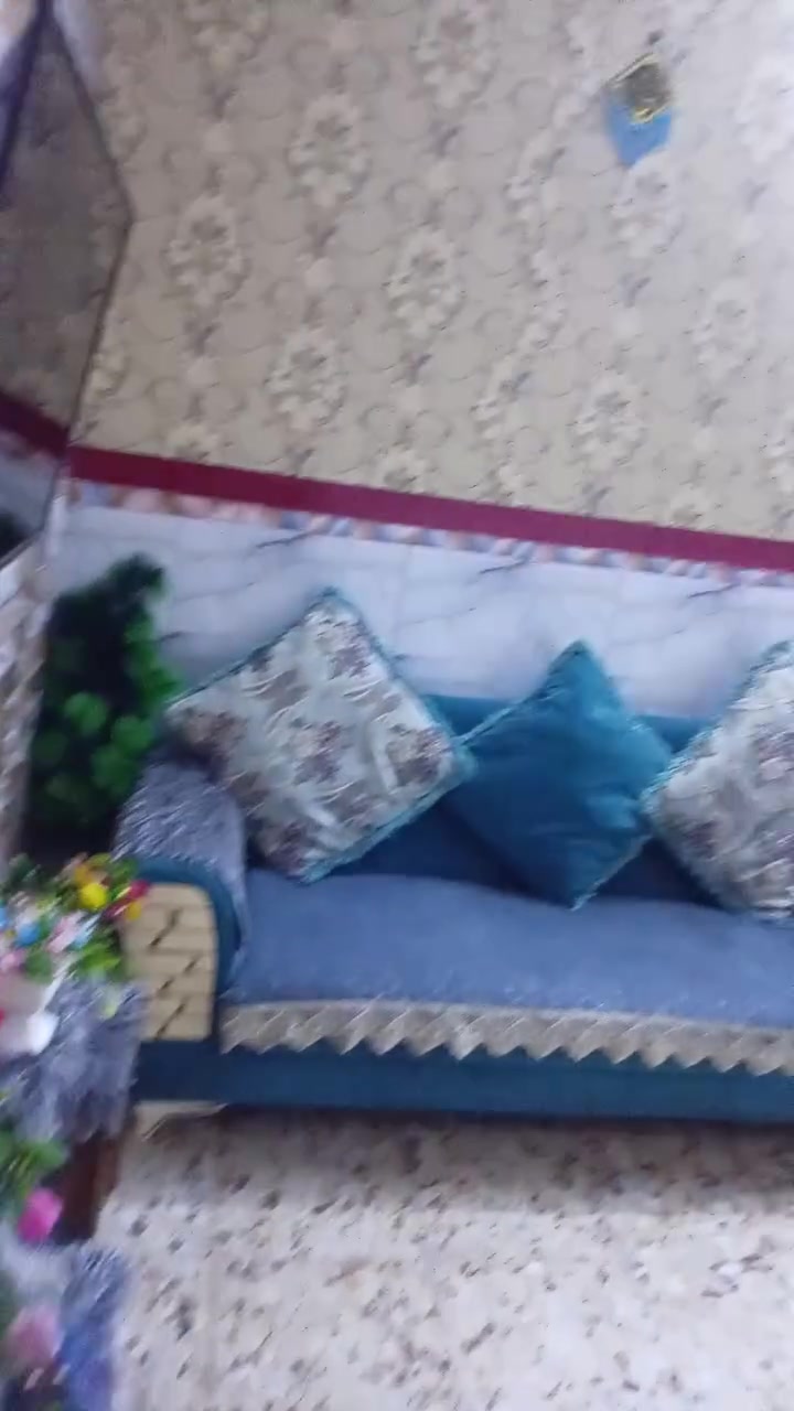 السلام عليكم
الدار للبيع مساحة ٧٥/م
طابق كامل فقط
غرفة + مطبخ مفتوح مع صاله + استقبال +صحيات خارجية فقط + ترك + حمام سباحة داخلي فقط وايضا متكون من سطحين امامي وخلفي متحدد للغرف وبيتونه 
المكان/ الشعلة~الغربي~شارع ابو الدهن~خامس فرع مقابيل اسواق علاء الجديدة
للاستفسار على السعر بالخاص 
او الاتصال على هذا الرقم ***********
وايضا وتساب ***********
