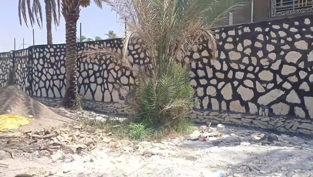 السلام عليكم ورحمه الله وبركاته 
كل مايخص بناء الحجر 

بناء بيت 

سياج 
تغليف ممرات سواقي نهر 
للعمل أو الاستفسار اتصل على الرقم 
***********
***********
اخوكم علي حيدر
