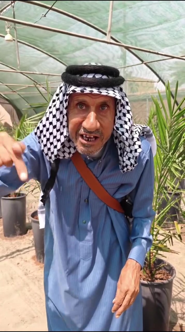 يُعد اختيار الفسائل النسيجية المعتمدة حجر الأساس في إنشاء بساتين نخيل ناجحة ذات إنتاجية عالية وجودة متميزة،كمايساهم الاعتماد على فسائل معتمدة من مختبرات موثوقة في ضمان مطابقة الصنف، وتحقيق انتظام في النمو والإثمار، مما ينعكس إيجابًا على كفاءة إدارة المزرعة، ورفع جودة المحصول، وزيادة العائد الاقتصادي للمزارعين. لذلك، فإن حسن اختيار الفسائل النسيجية يمثل استثمارًا طويل الأمد يؤسس لإنتاج مستدام وبساتين عالية الكفاءة.

للاستفسار والتواصل:
- قسم المبيعات النخيل : ***********
- قسم المبيعات النخيل : ***********
- قسم الاسمده والتوصيل: ***********

الموقع: محافظة بابل، مدينة الحلة، طريق منطقة عوفي.

#البشير_مشروع_وطن  
#شركة_البشير_العالمية
