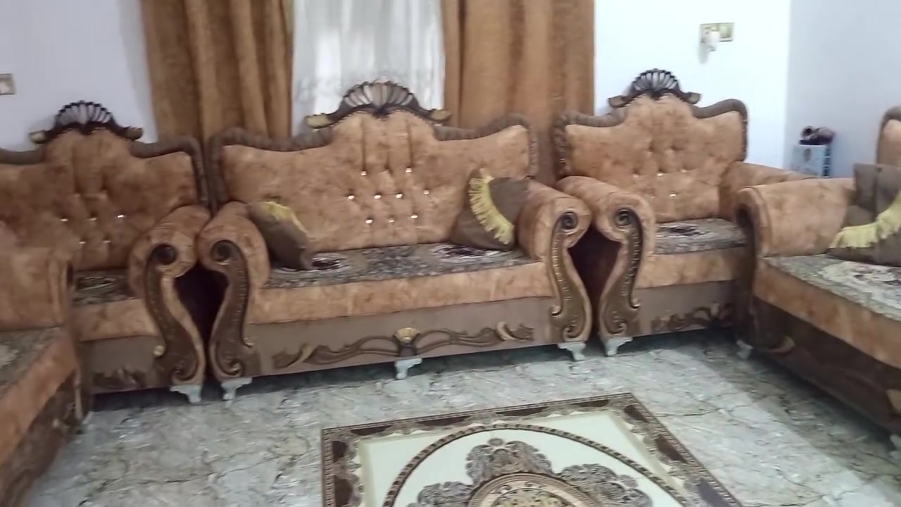 السلام عليكم
تخم ملكي نظافة فول 10 مقاعد مثل ما موجود بالصورة صار تقريب شهر من اشتريتة للاستفسار الرقم ***********

