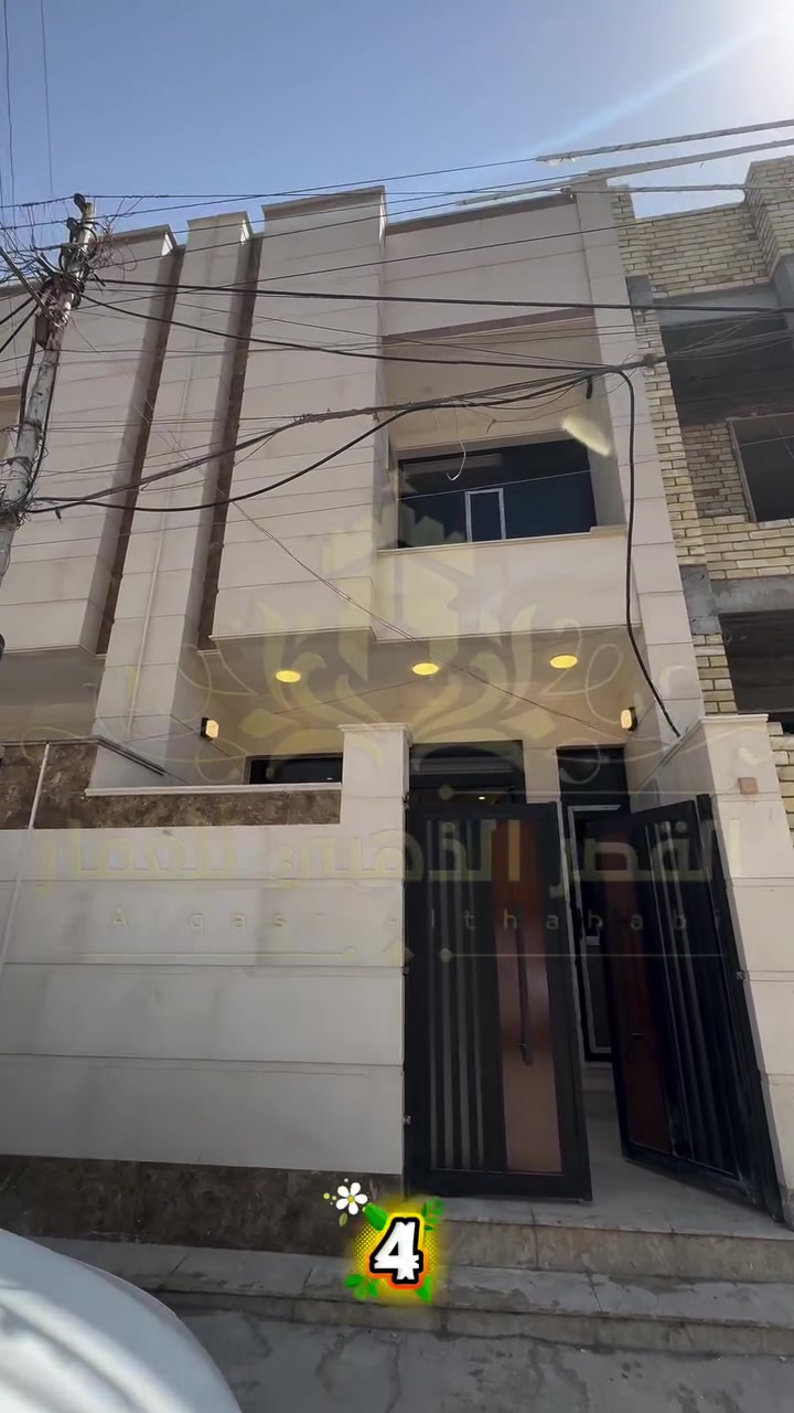 👑 عنوان مميز… وموقع يستحق الاختيار
🏡 مشتمل للبيع | 85م²

✨ التفاصيل:
📐 المساحة: 85م²
📏 الواجهة: 4.30م
📏 النزال: 20م
🛏️ 3 غرف نوم
🍳 مطبخ
🛋️ استقبال

📍 البنوك – شارع الكنيسة

🔥 فرصة مميزة للسكن والاستثمار… والجاد يحجز قبل فوات الفرصة.

💬 شنو رأيكم بالمواصفات؟
📩 للحجز والاستفسار: راسلنا الآن

🏆 القصر الذهبي للتطوير العقاري
📞 ***********
